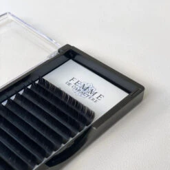 Extensions Cils Classiques 8mm (0,15-C) Femme De Caractère -Sibell Magasin extensions cils classiques 8mm 015 c femme de caractere 3