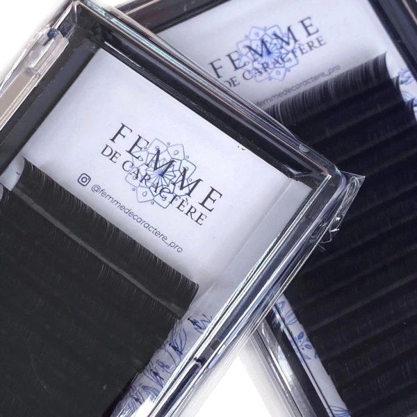 Extensions Cils Classiques 9mm (0,15-C) Femme De Caractère 3 Extensions Cils Classiques 9mm (0,15-C) Femme De Caractère – Image 3